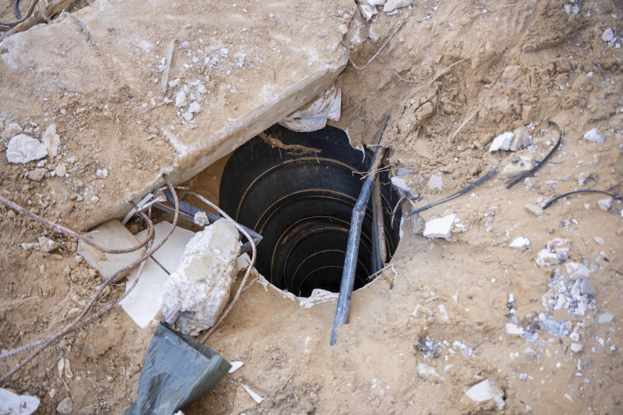 Túnel subterráneo hallado en la Franja de Gaza. Foto: EFE.