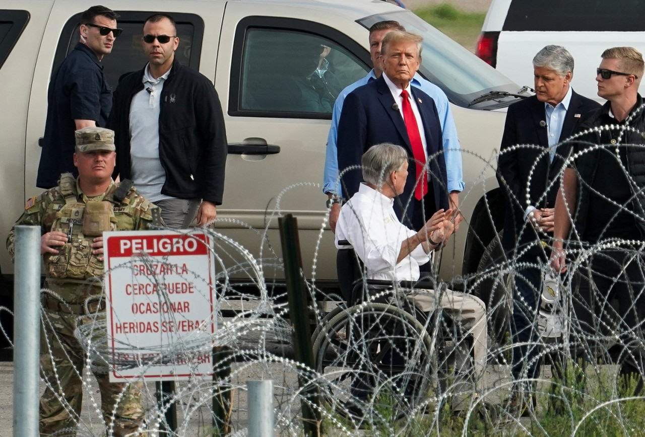 Donald Trump en la frontera México-Estados Unidos. Foto: Reuters