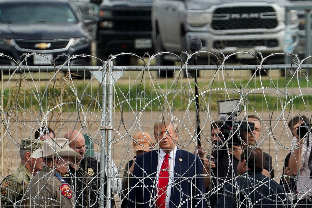 Donald Trump en la frontera México-Estados Unidos. Foto: Reuters