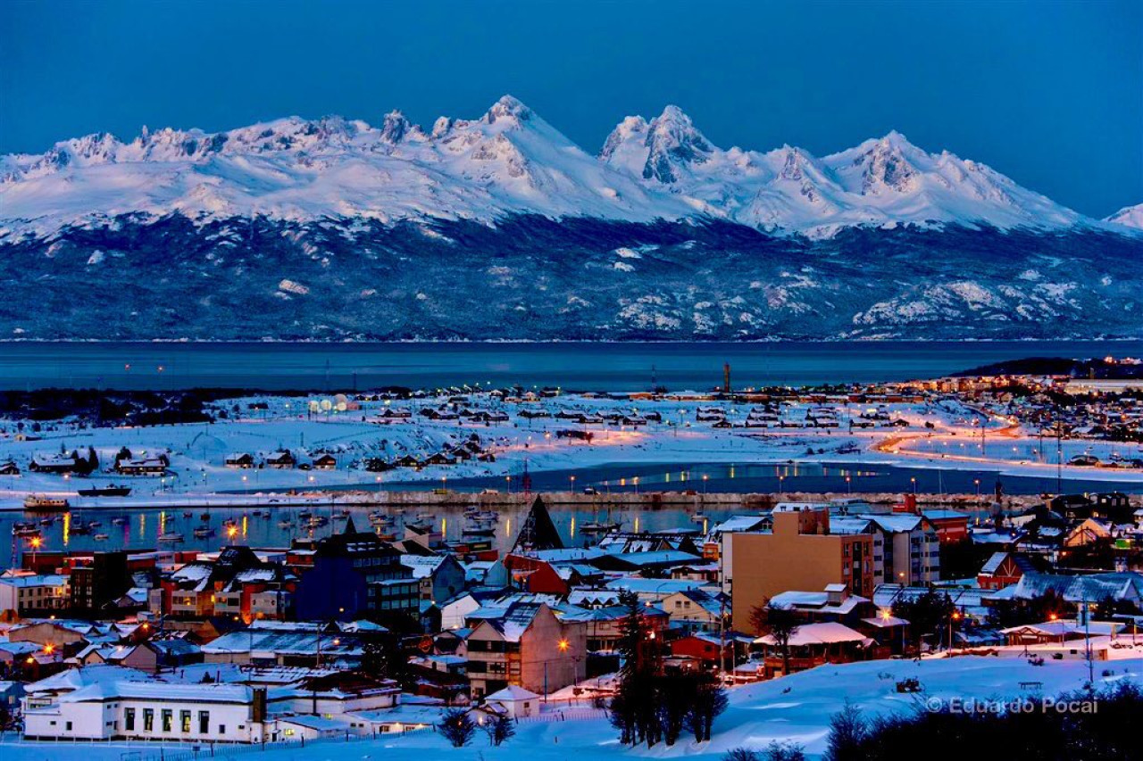 Canal Beagle, Ushuaia, Tierra del Fuego. Foto X.