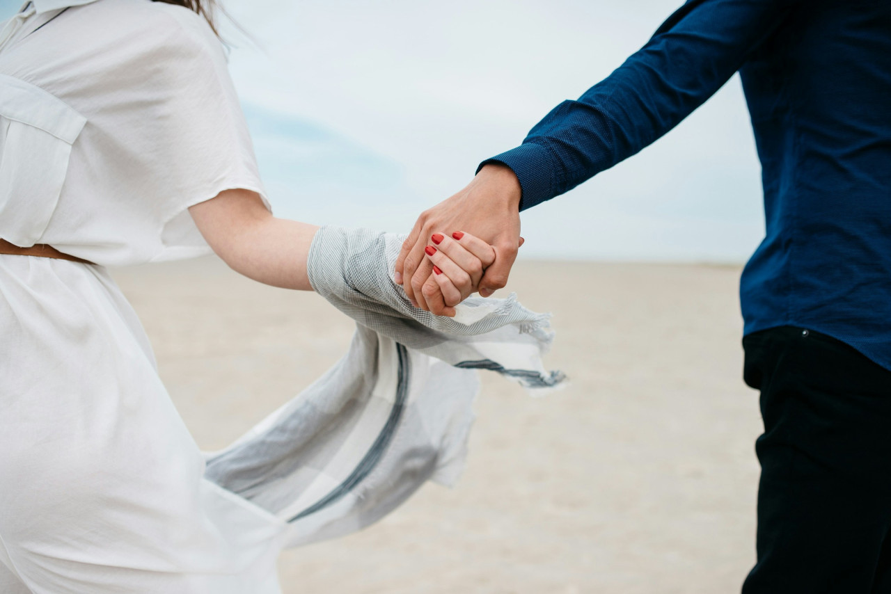 Parejas. Foto: Unsplash.