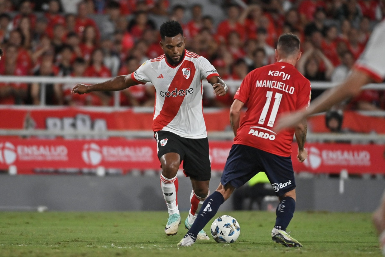 Miguel Borja; Independiente vs. River Plate. Foto: X @RiverPlate.