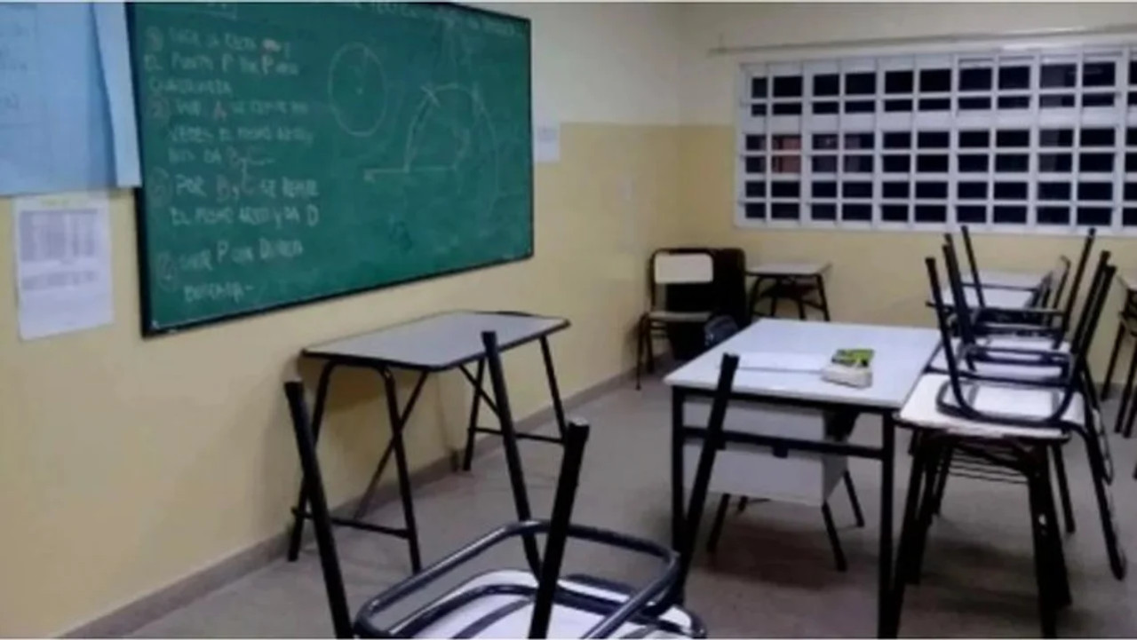 En Rosario siguen suspendidas las clases en escuelas públicas. Foto: NA.