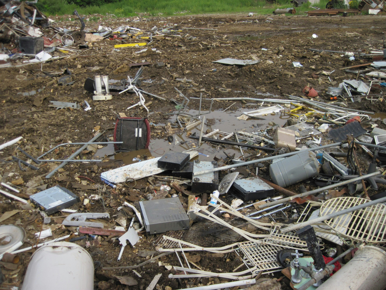 Basura electrónica. Foto: Unsplash