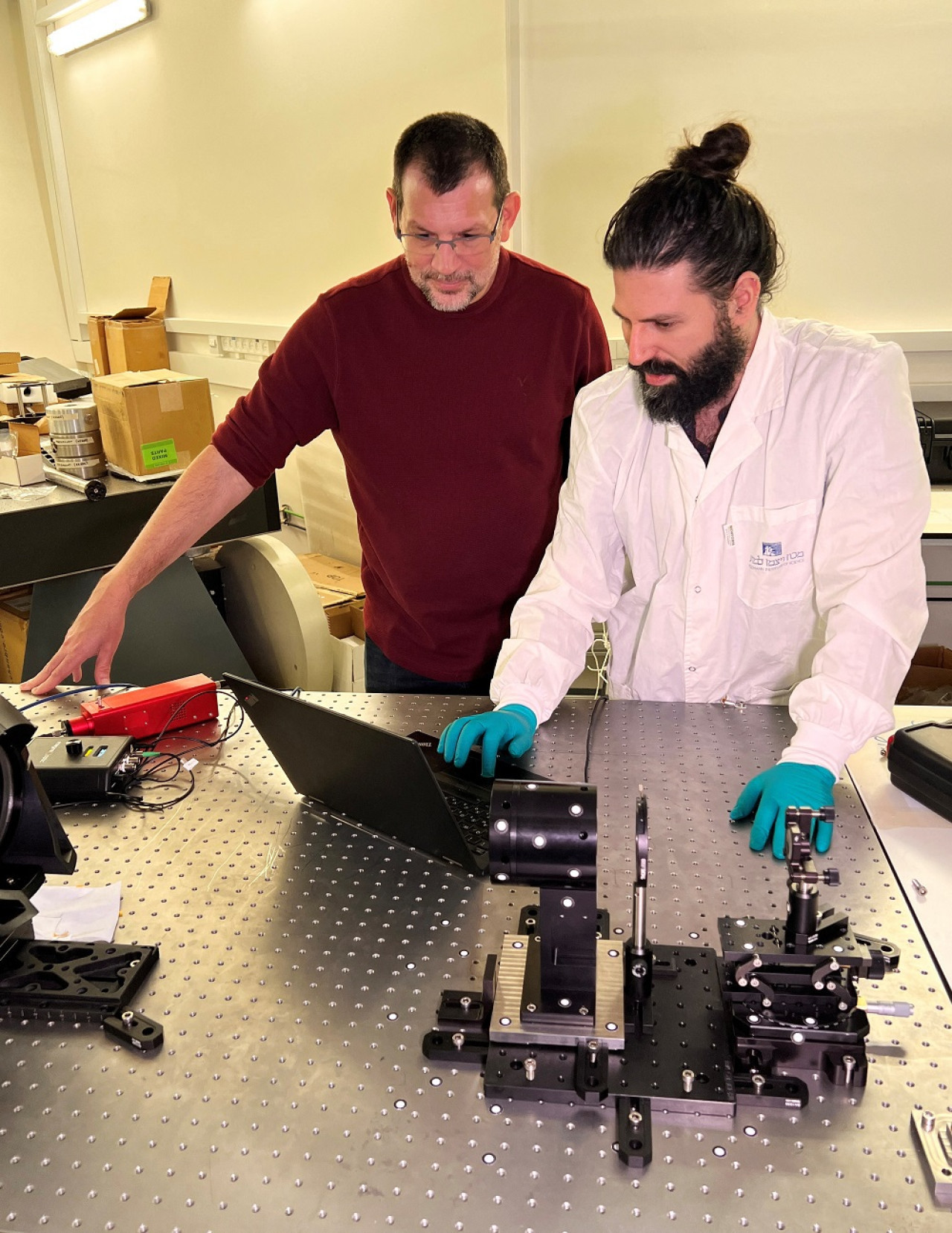 They record the first stages of supernovae.  Photo: Reuters.