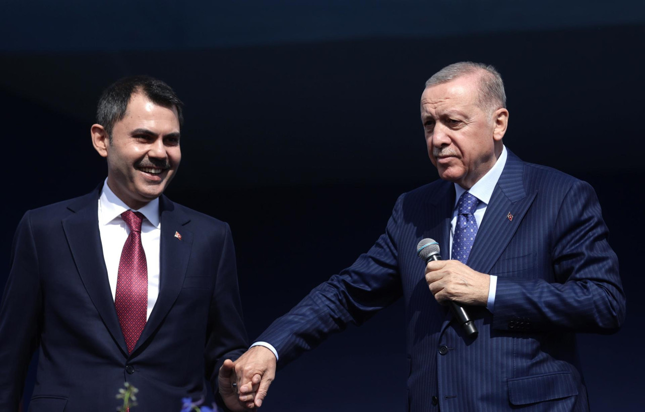 Murat Kurum y Recep Tayyip Erdogan. Foto: EFE.