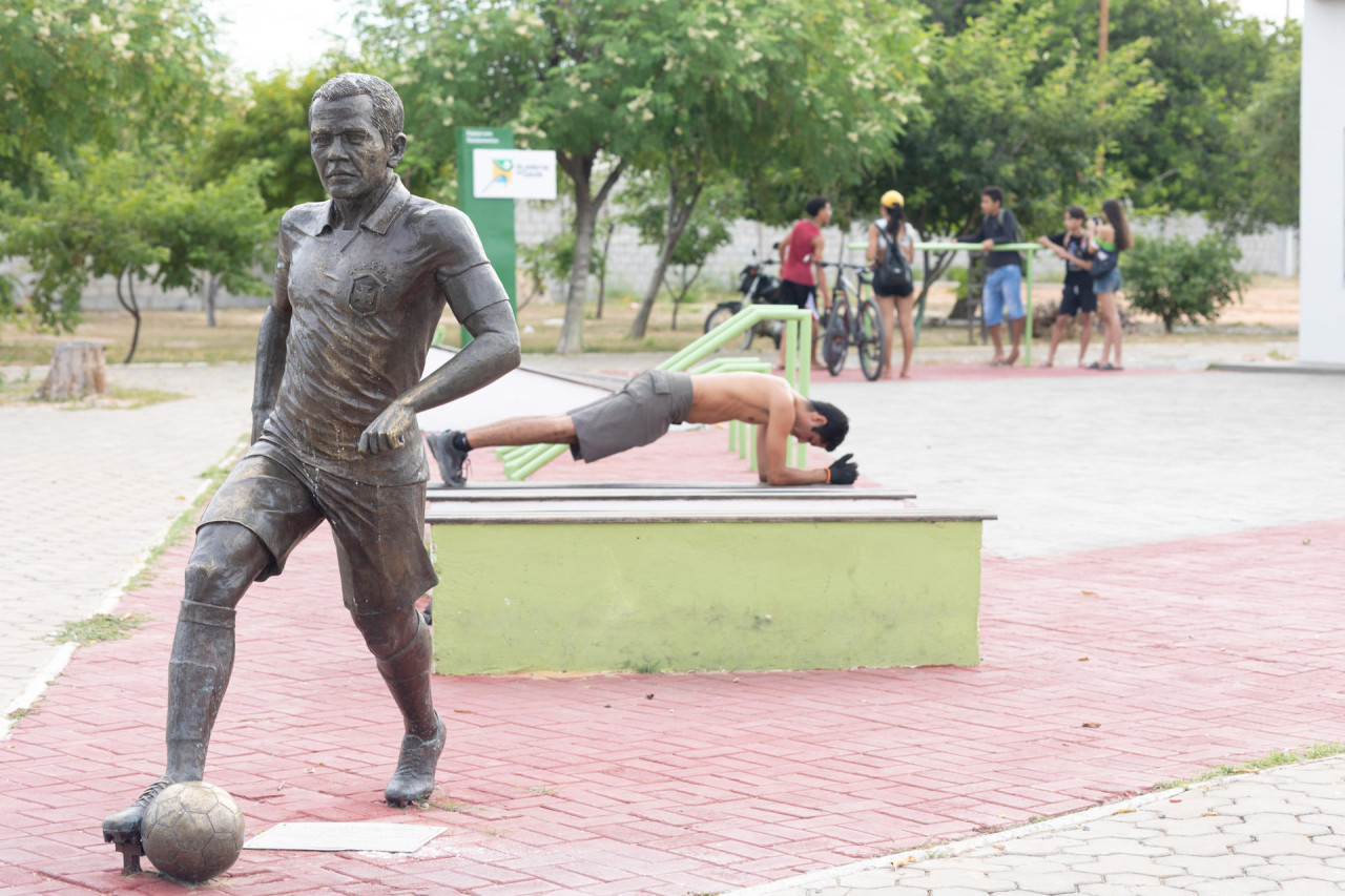 La estatua de Dani Alves en Juazeiro. Foto: EFE.