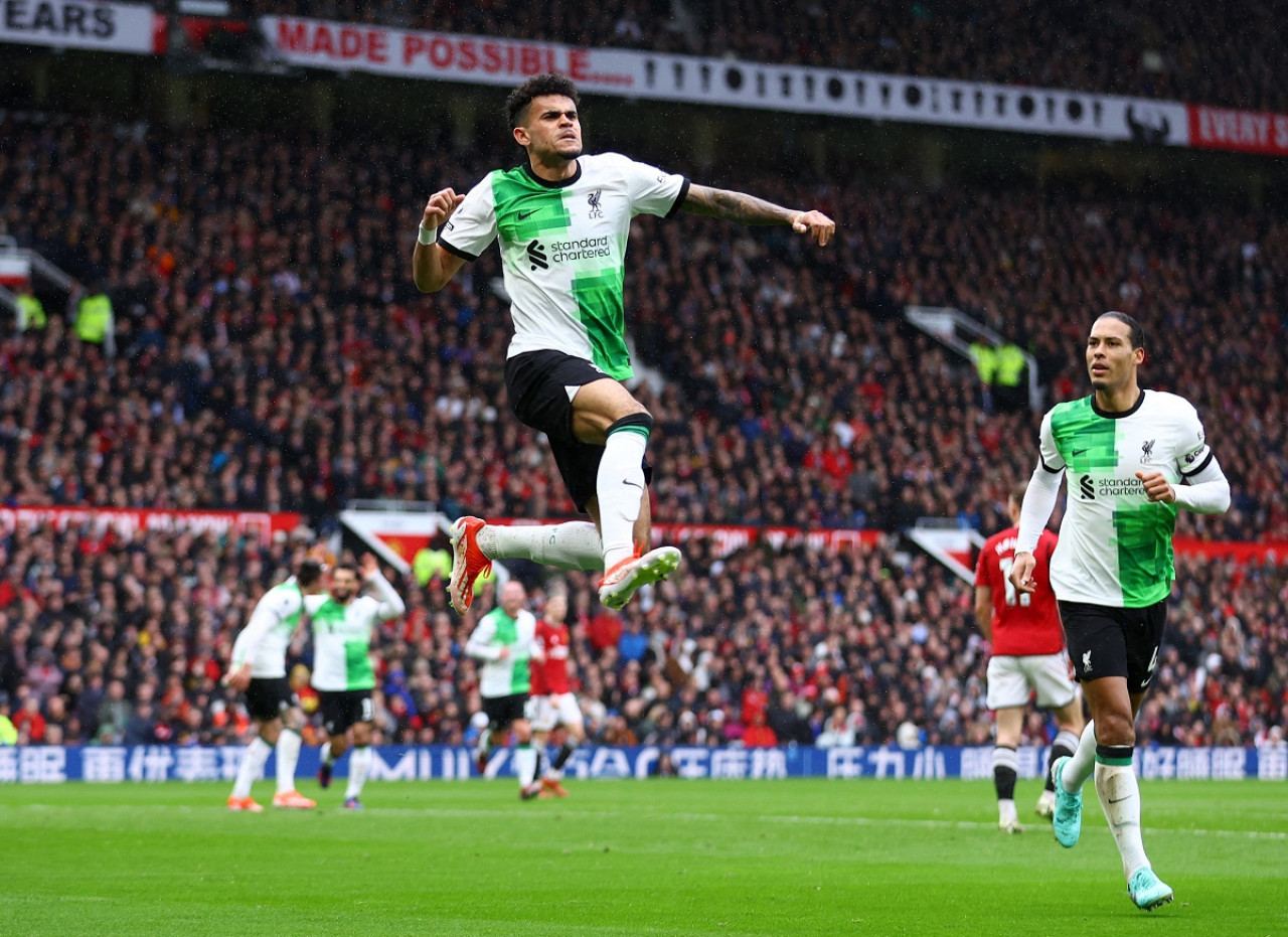 Luis Díaz; Manchester United vs. Liverpool. Foto: Reuters.