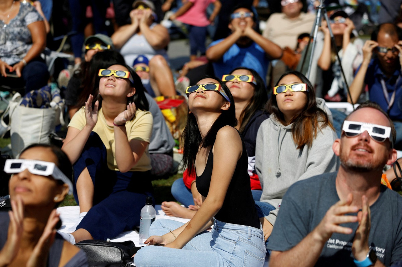 Gafas para el Gran Eclipse Americano. Foto: Reuters.