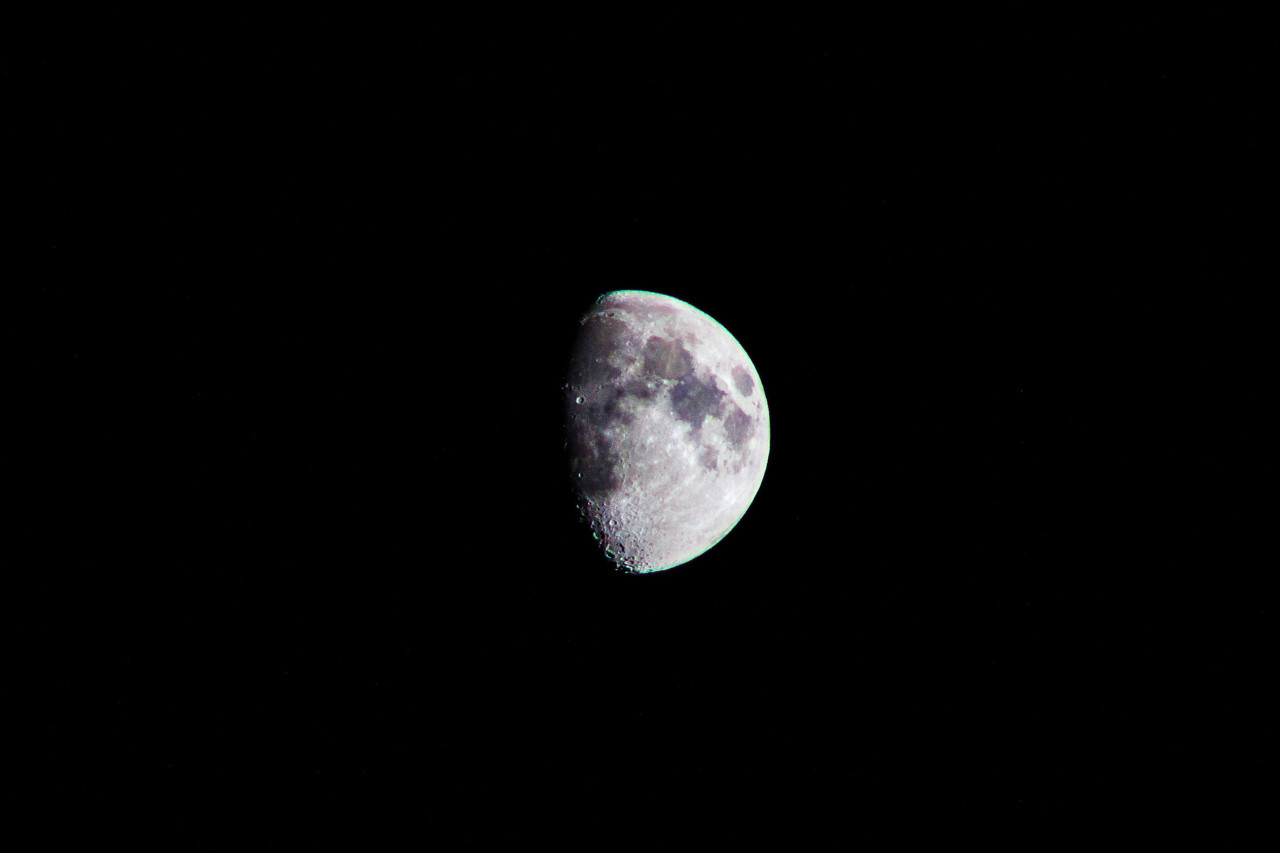 Luna Mimas. Foto: Unsplash.