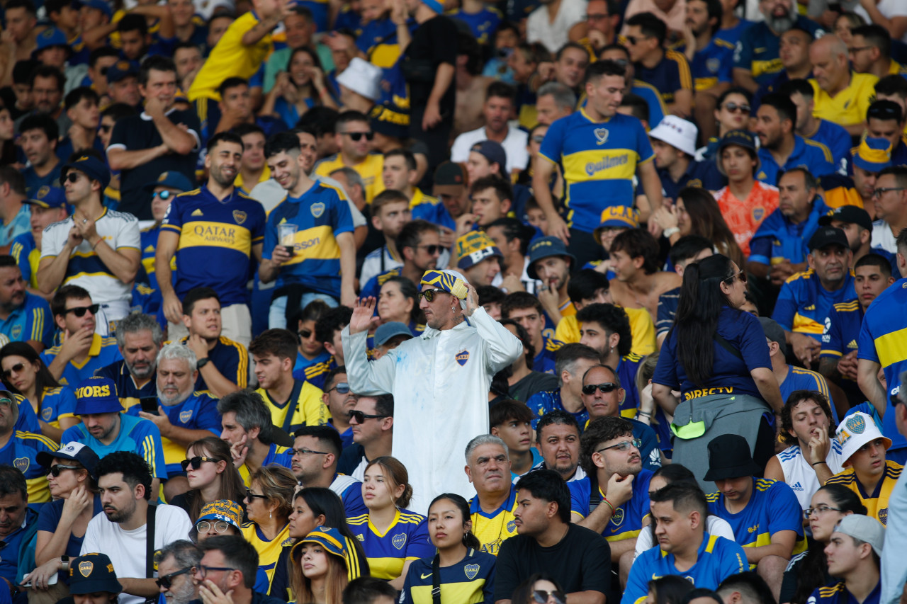 El color de los hinchas en el Superclásico. Foto: NA