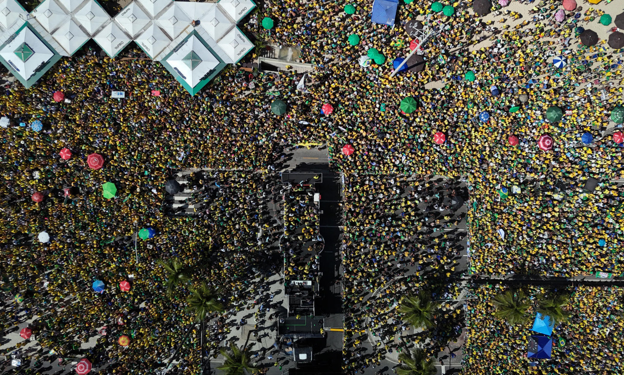 Miles de bolsonaristas en Río de Janeiro. Foto: EFE