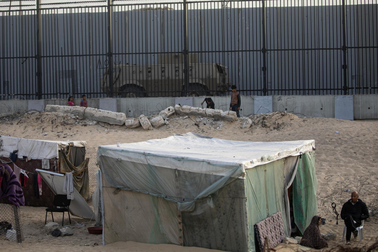 Palestinos en Rafah, al sur de Gaza. Foto: Reuters.
