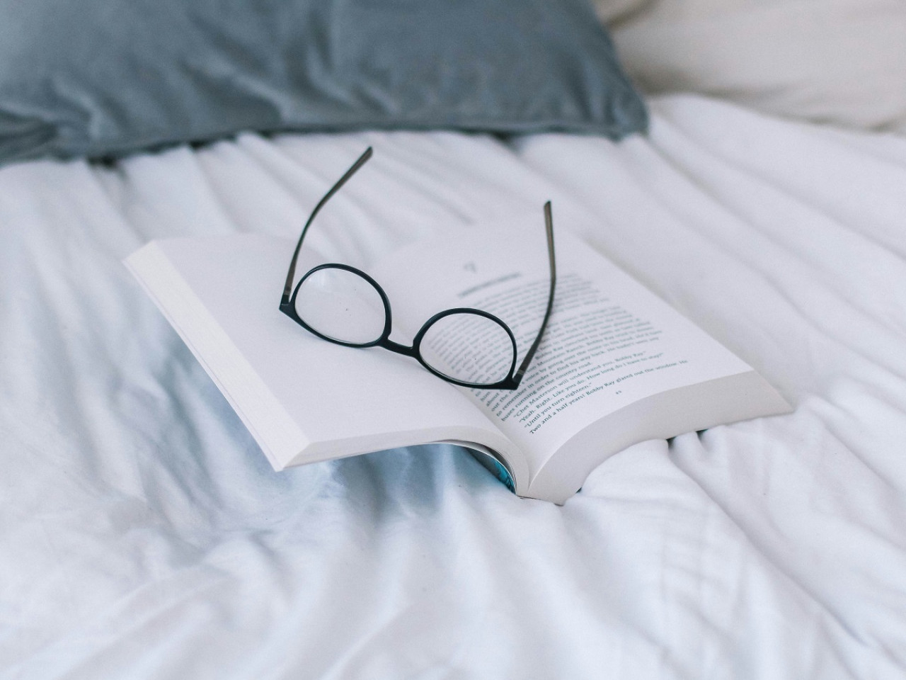 Lectura; libros; sueño. Foto: Unsplash.