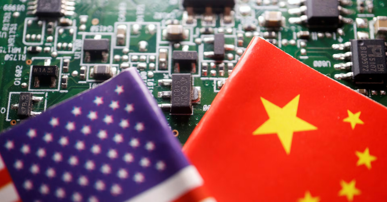 Guerra de chips entre EEUU y China. Foto: Reuters