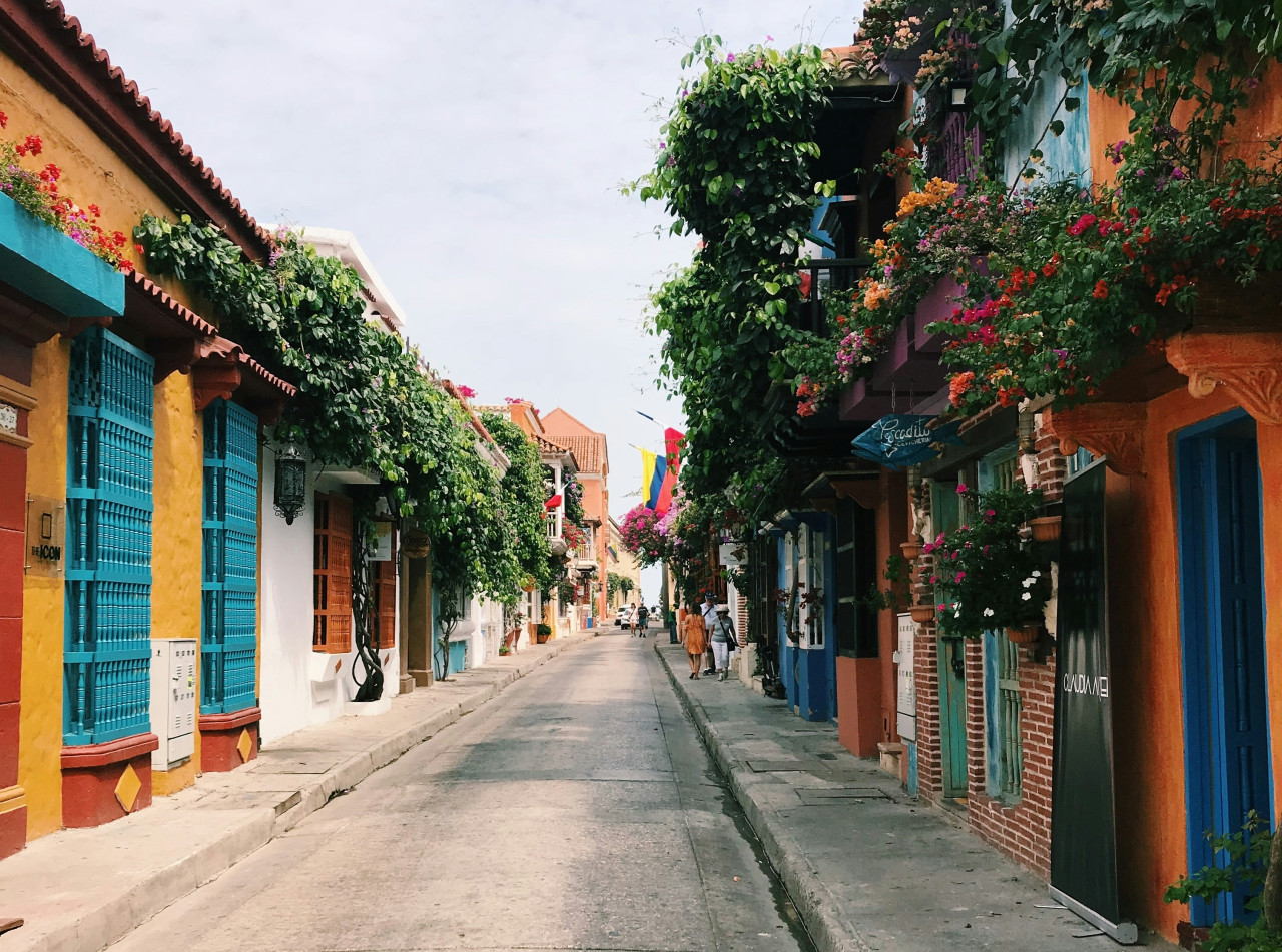 Calle de Cartagena, Colombia. Foto: Unsplash