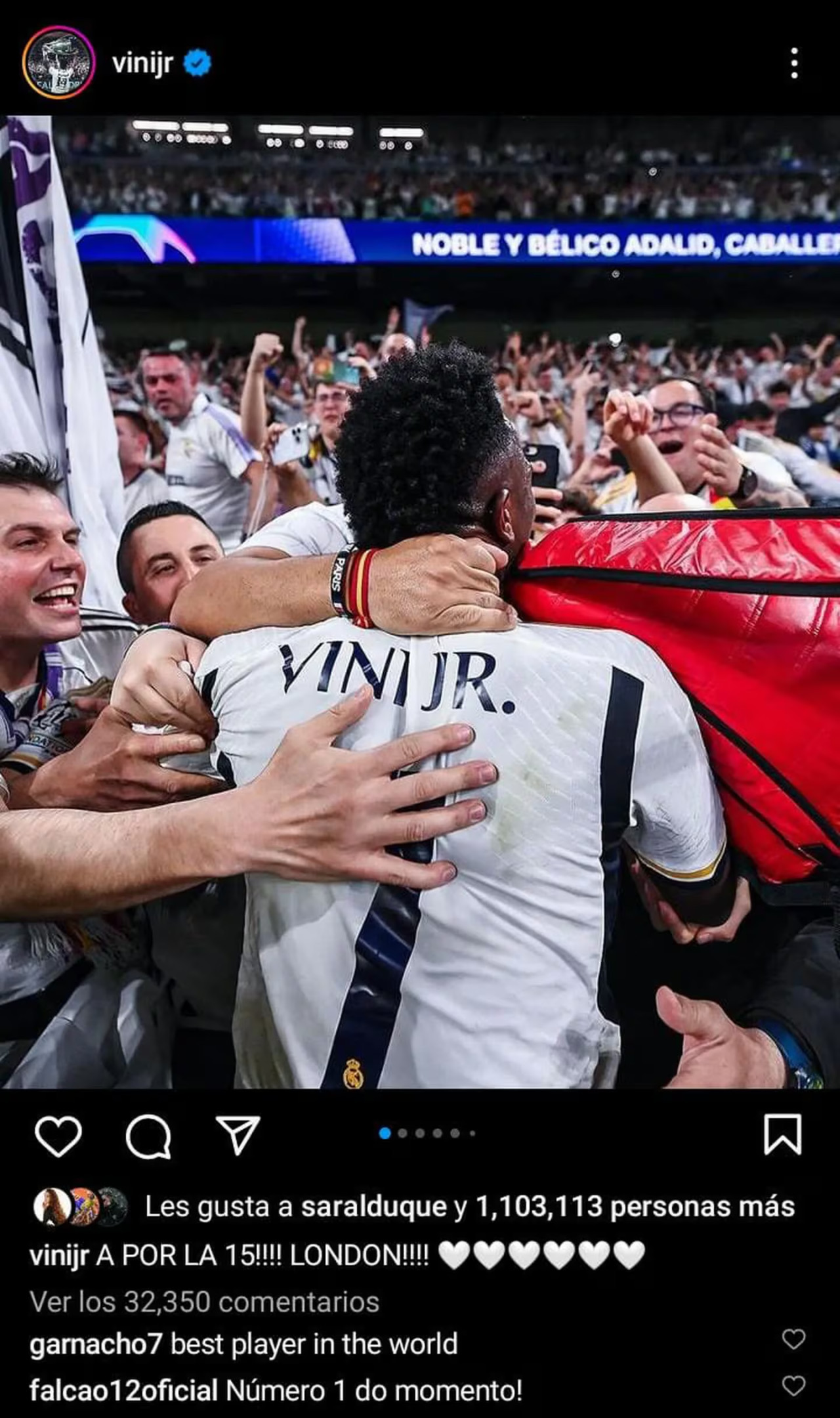 El comentario de Garnacho en el posteo de Vinicius. Foto: Instagram @vinijr