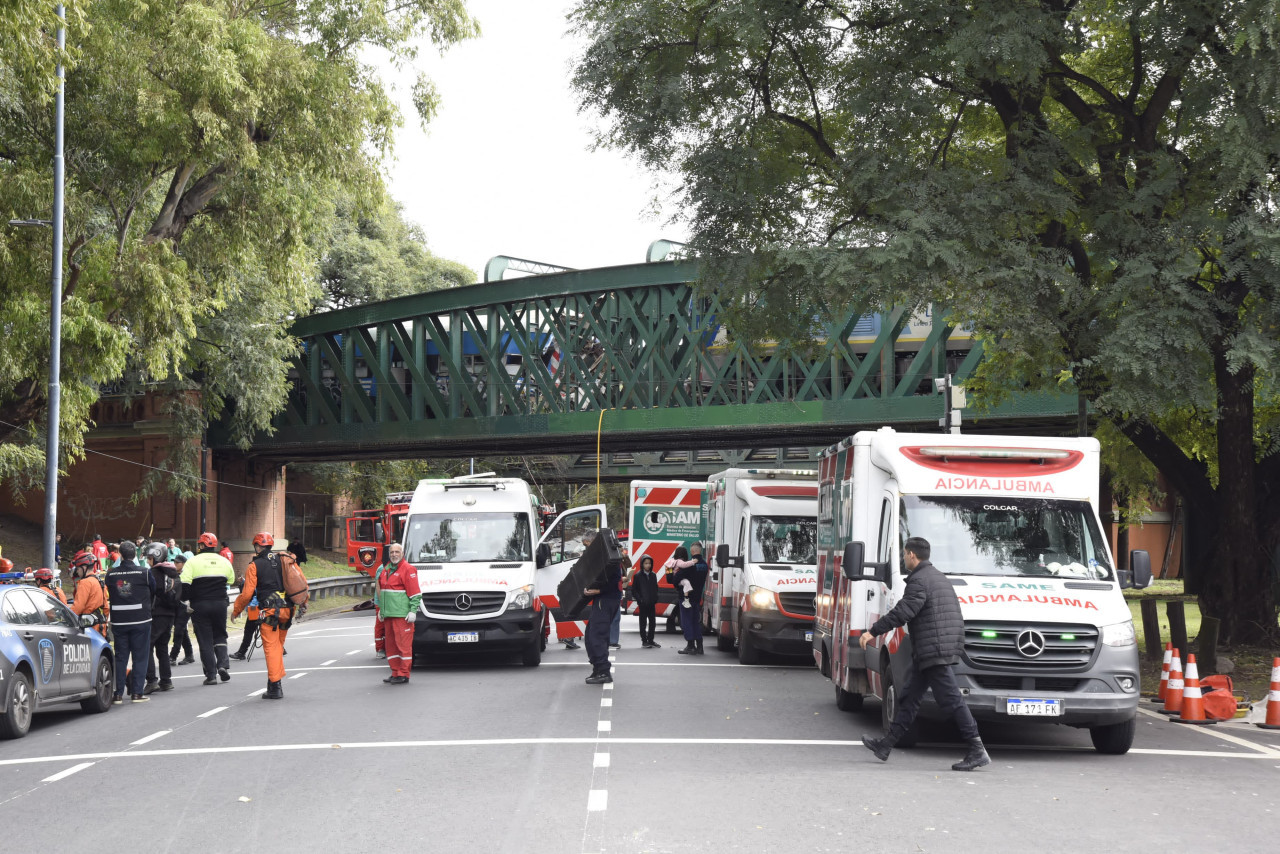 Operativo tras el choque del tren de la línea San Martin. Foto: NA.