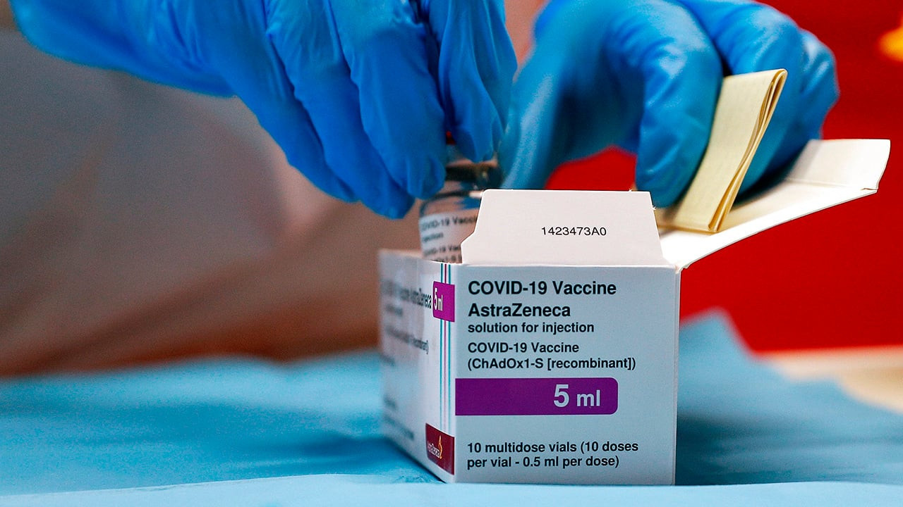 Vacuna AstraZeneca. Foto: EFE