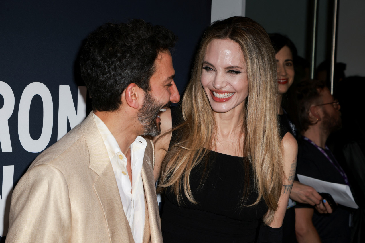 Juan Minujin y Angelina Jolie. Foto Reuters.