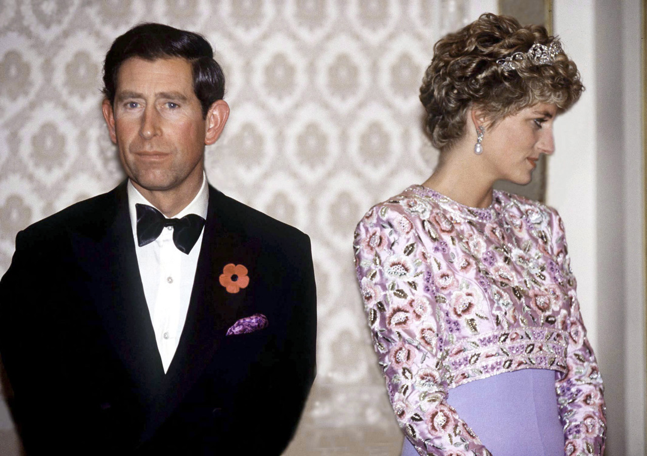 El príncipe Carlos y Lady Di en noviembre de 1992 en Seúl. Ese sería el último viaje oficial de la pareja. Foto: Getty Images.