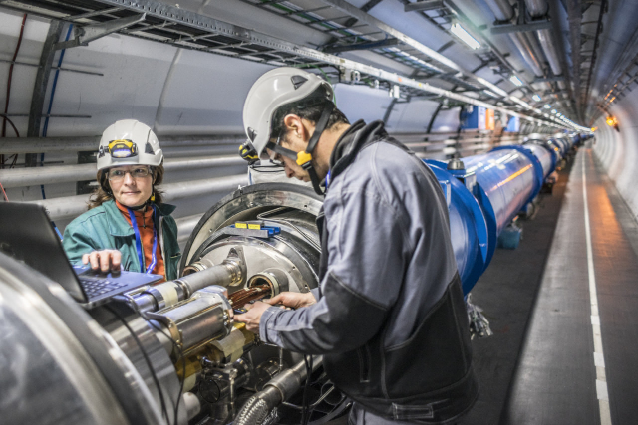 El Gran Colisionador de Hadrones (LHC) es el actual acelerador de partículas más grande y potente del mundo. Foto: Anna Pantelia / CERN.