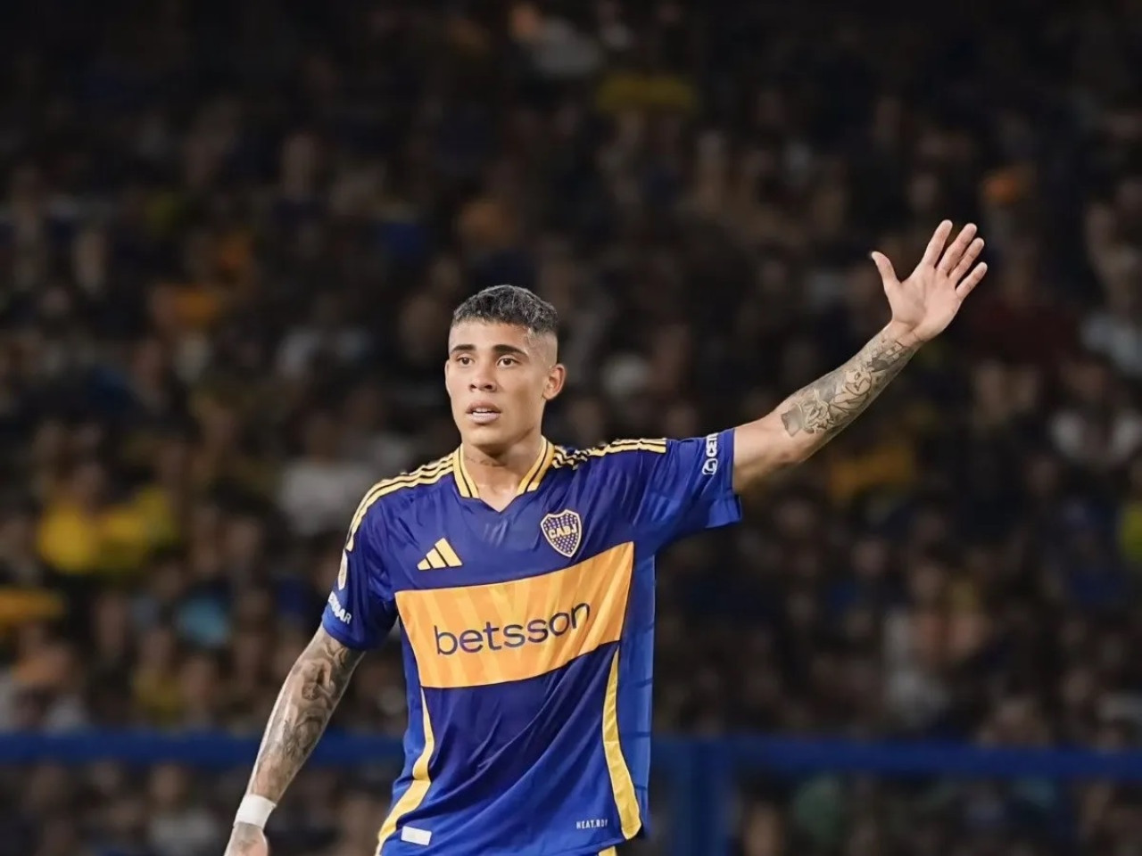 Ayrton Costa.