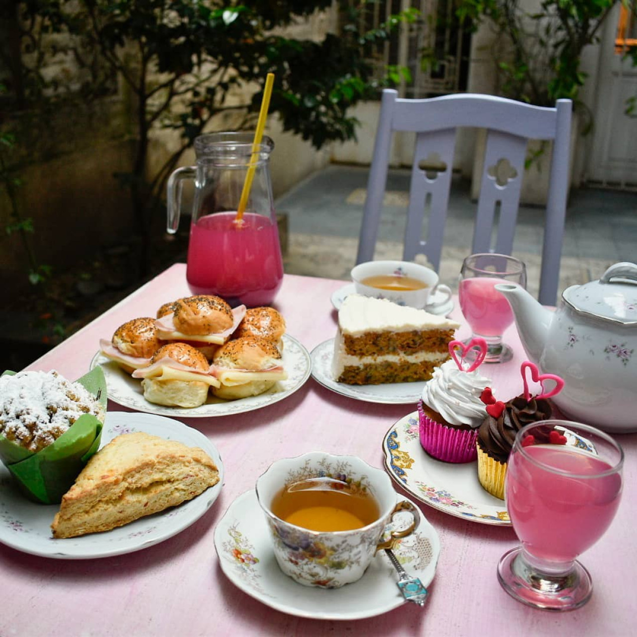 Merienda en Alice Tea. Foto: Prensa