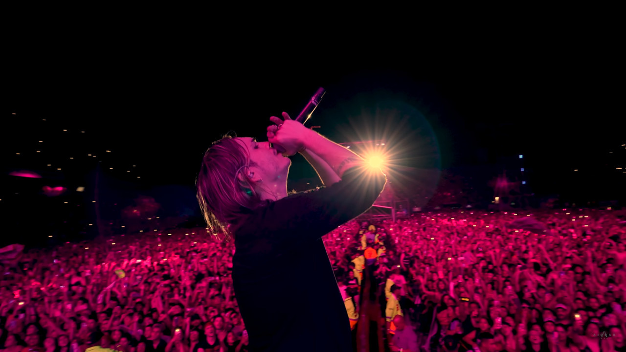 Por mil noches fue publicada en 2013. Foto: captura YouTube