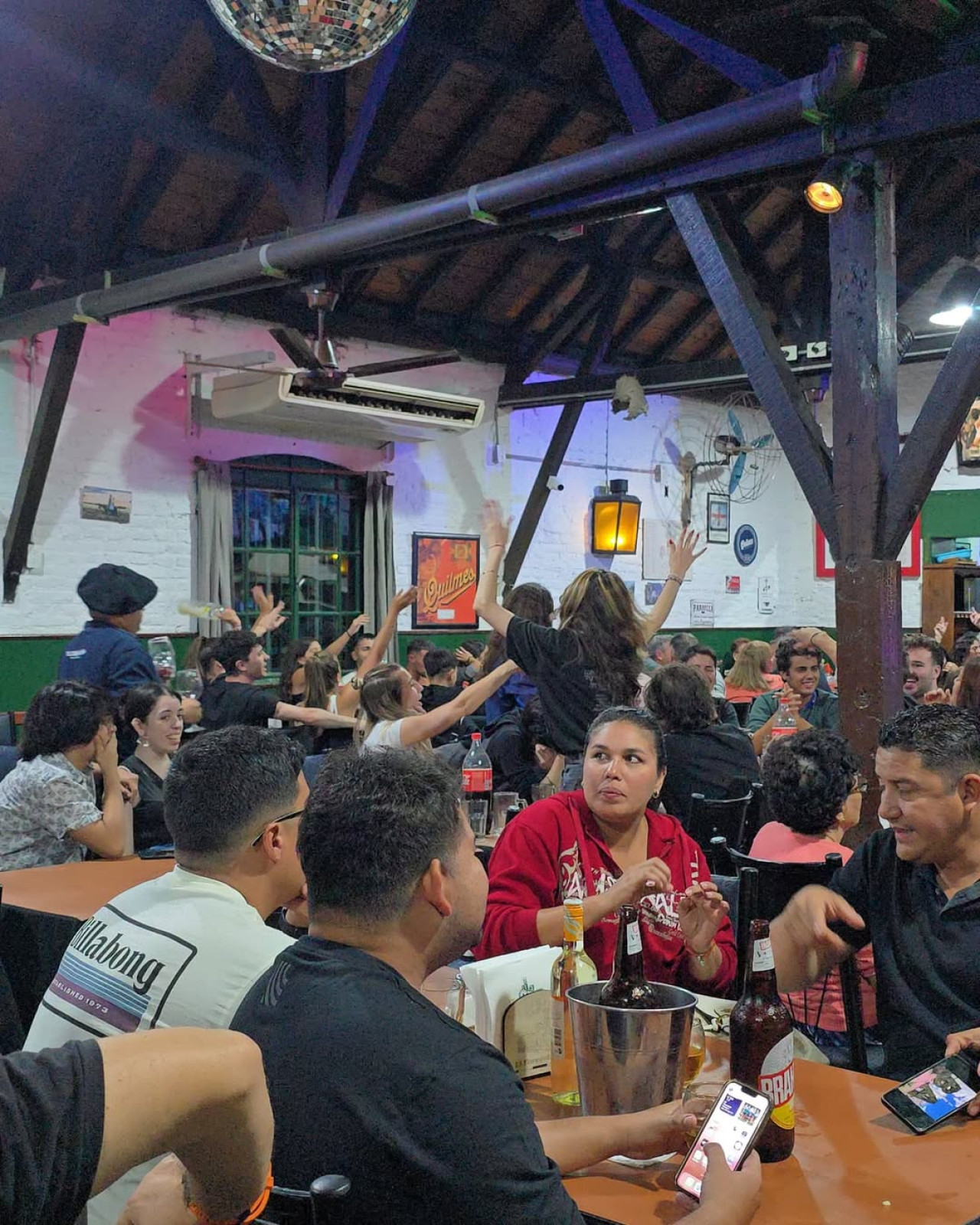 Parrilla en Liniers. Foto: Instagram @elferroviariook
