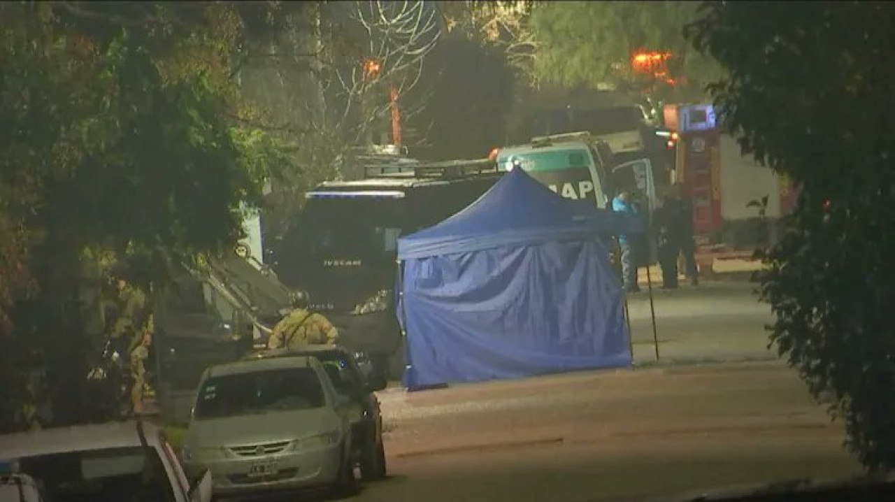 Operativo para negociar con Danielo, quien pasó varias horas atrincherado. Foto: X.