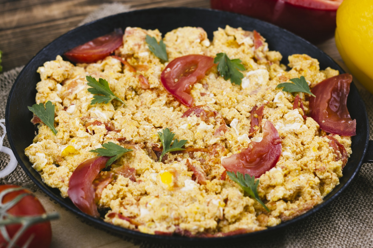 Huevos revueltos. Foto FREEPIK