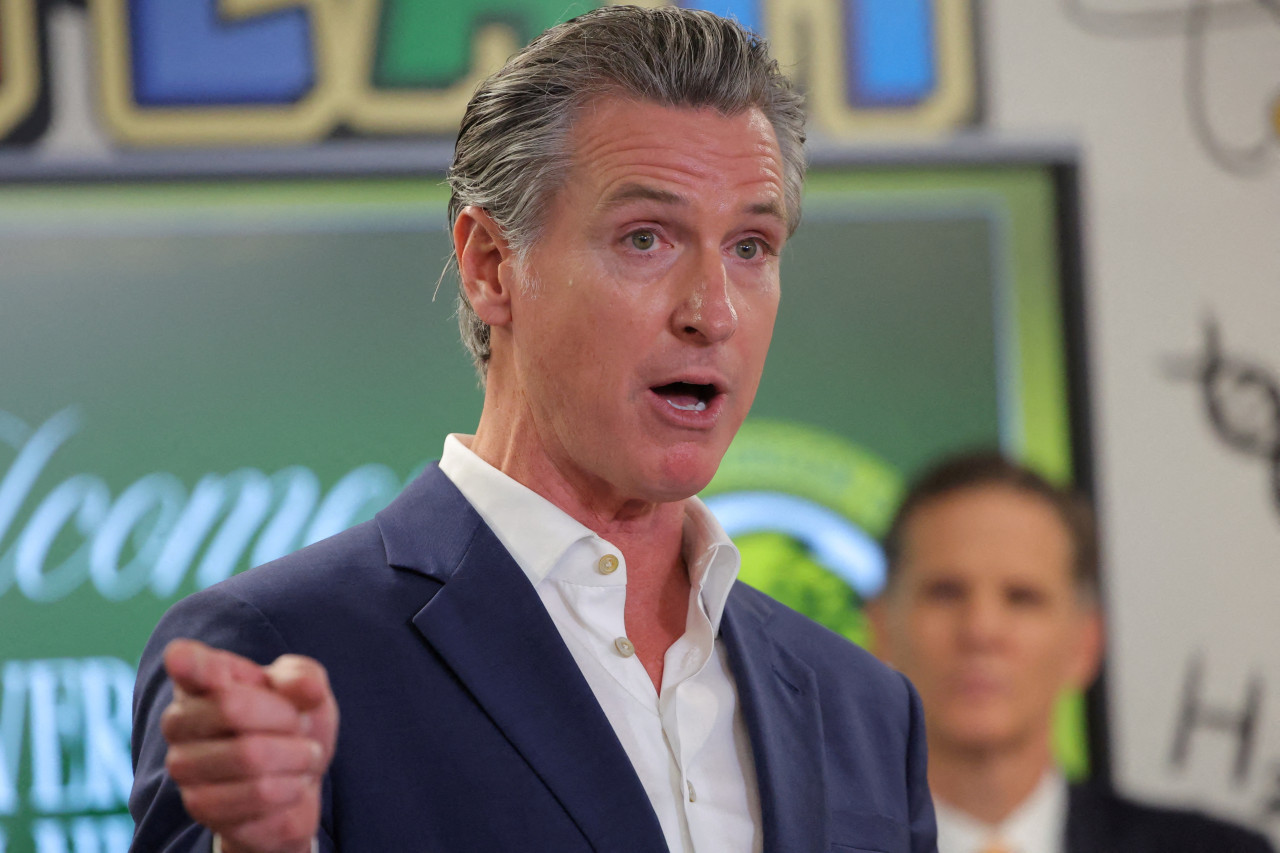 Gavin Newsom, gobernador de California, Estados Unidos. Foto: Reuters/Daniel Cole.