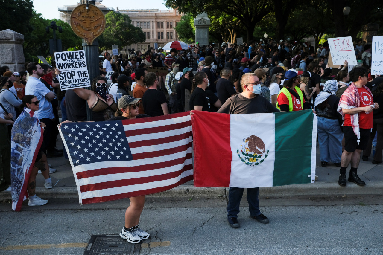 Manifestaciones en Estados Unidos. Foto: Reuters/Joel Angel Juarez