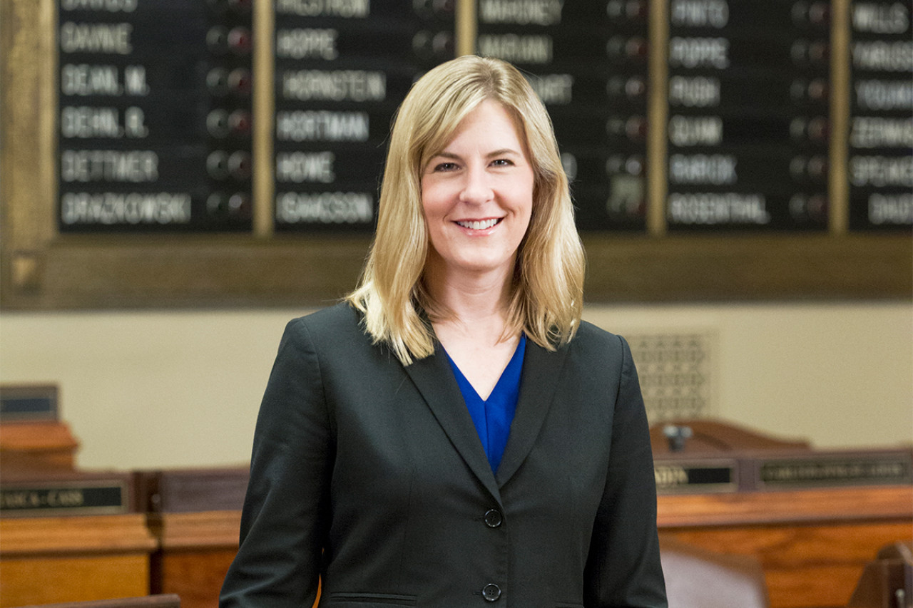 Melissa Hortman, congresista de Estados Unidos.