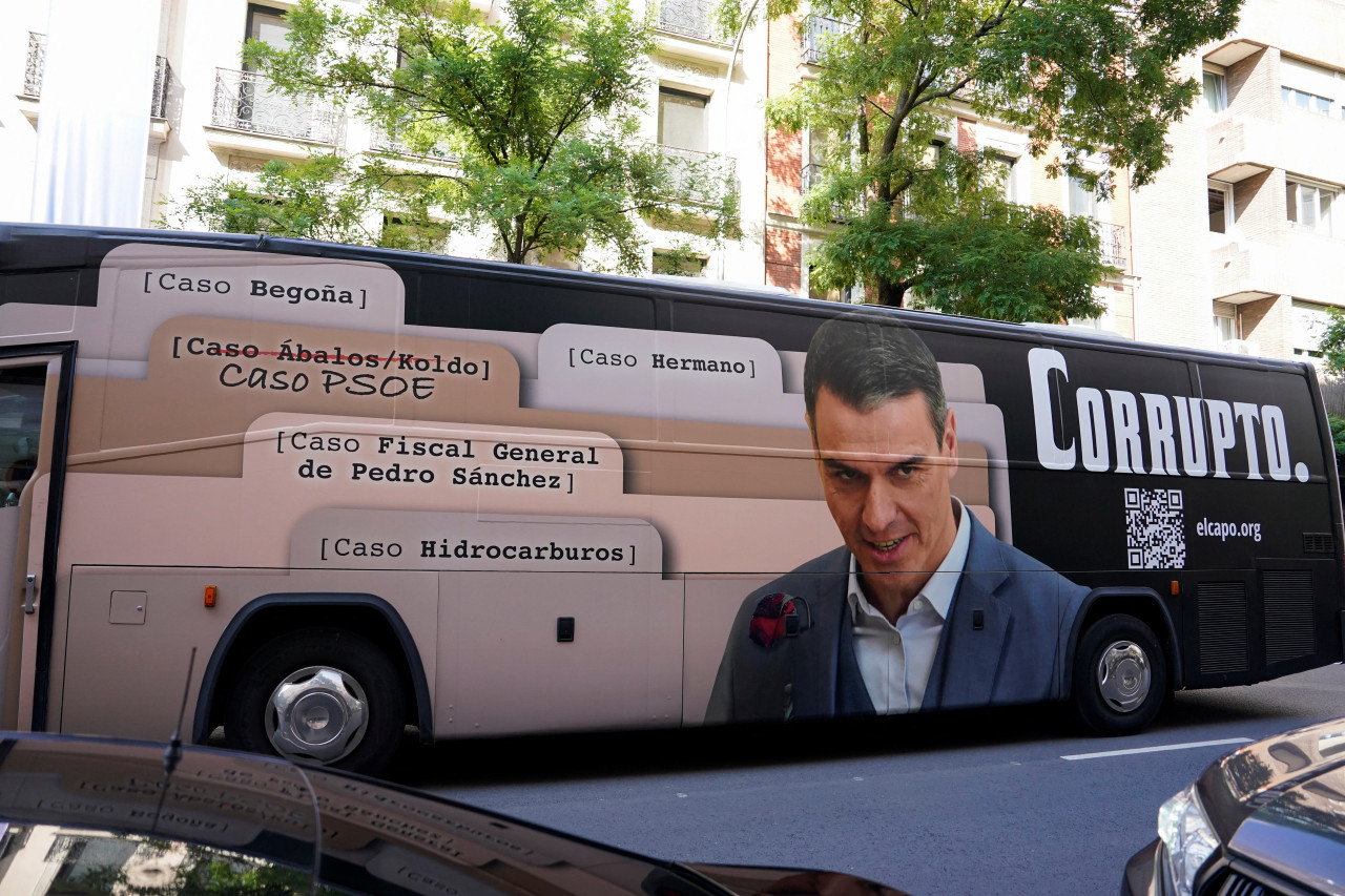 Protestas contra Pedro Sánchez en España. Foto: REUTERS/Ana Beltran
