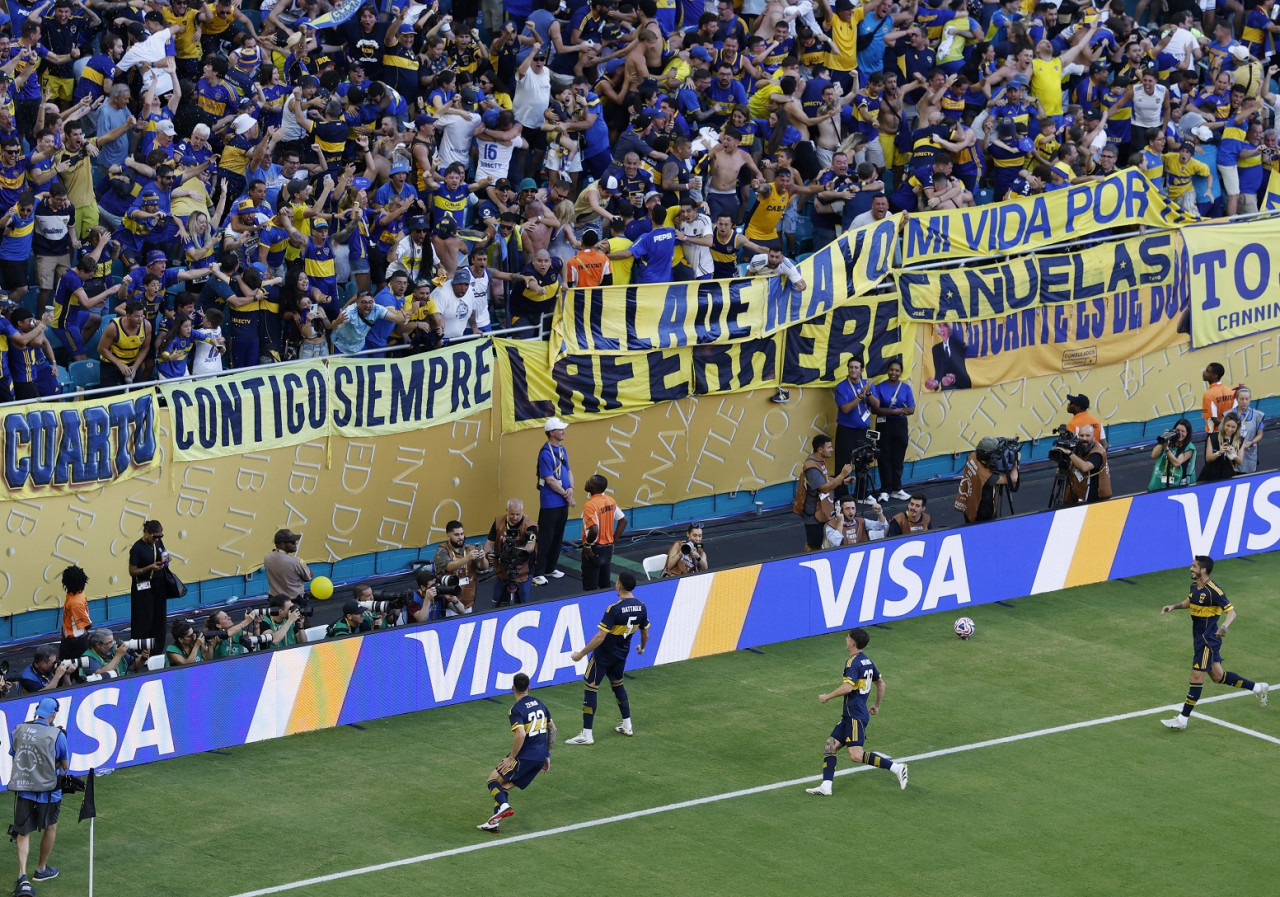 Hinchas de Boca en el Mundial de Clubes. Foto: Reuters/Marco Bello
