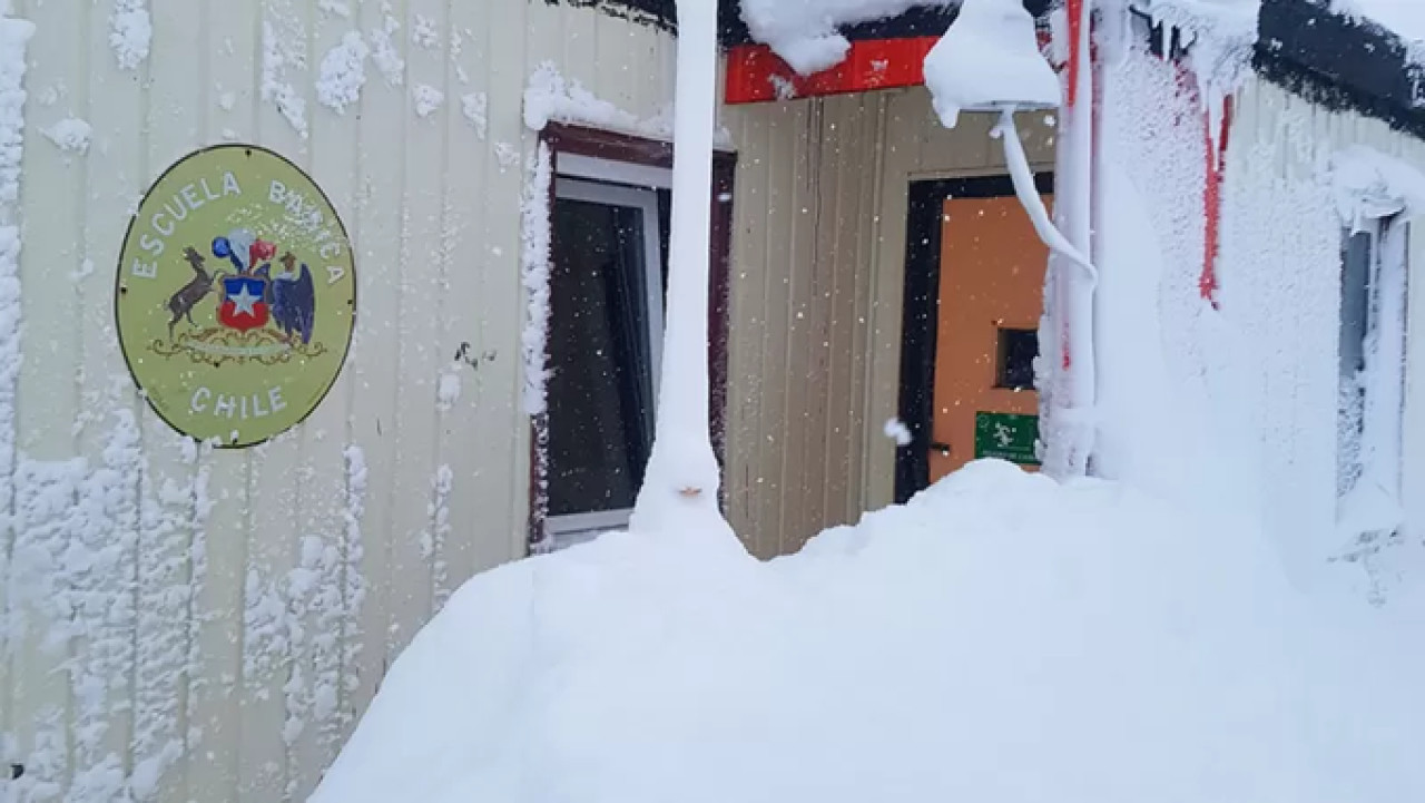 Villa Las Estrellas, ciudad antártica chilena. Foto X @desde_1965