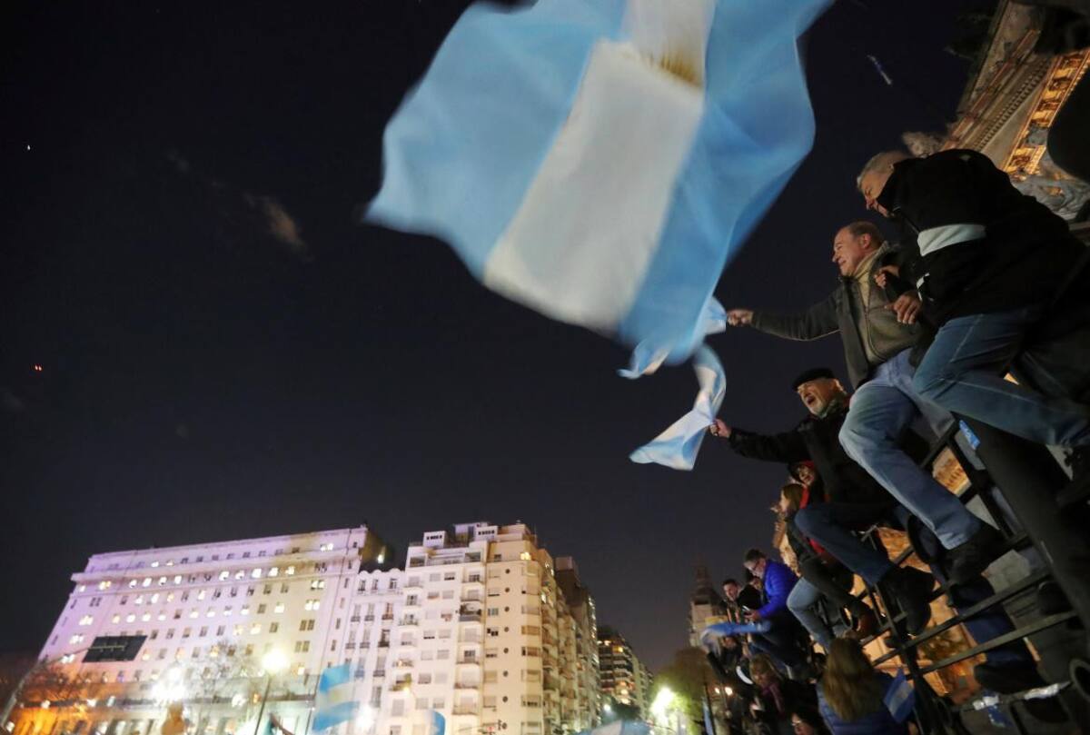 #21A - Marcha en el Congreso por el desafuero de Cristina Kirchner - REUTERS