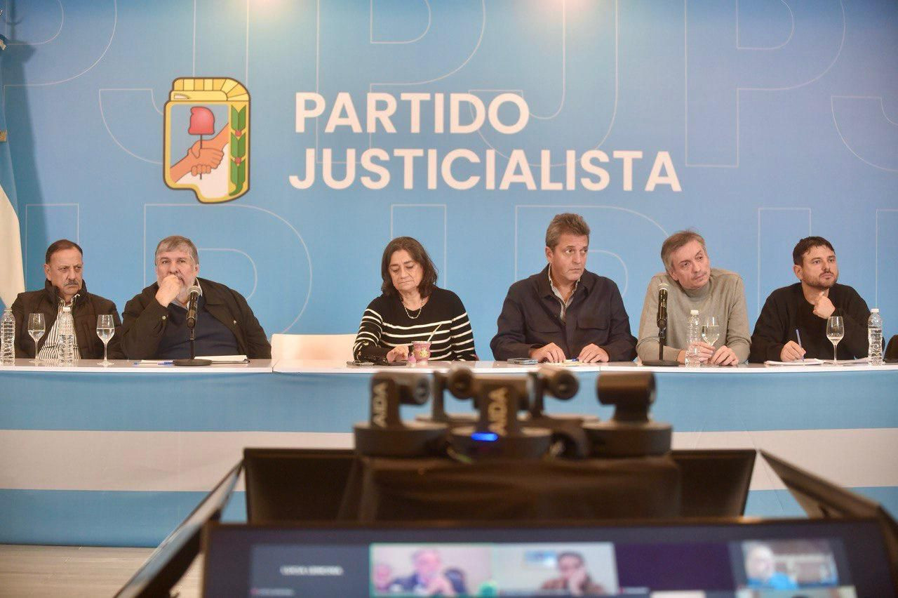 El Consejo Nacional del Partido Justicialista se reunió con dirigentes políticos invitados  en la sede de Matheu 130 de la  Ciudad Autónoma de Buenas Aires.
