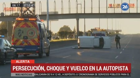 3 gitanos detenidos tras persecución, choque y vuelco en autopista