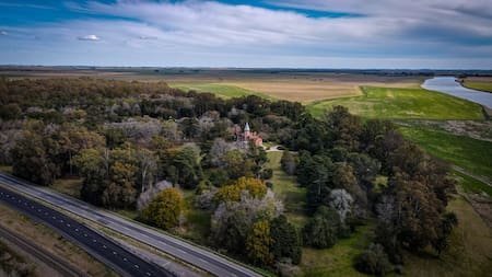Castillo La Raquel. Foto: Instagram @laraquelestancia