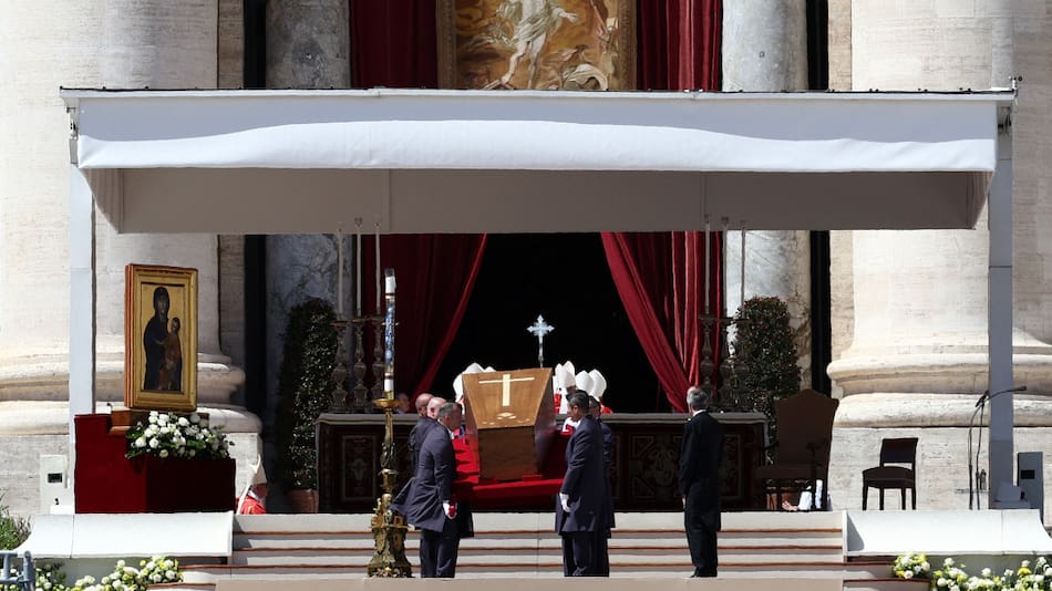 Funeral del papa Francisco. Foto: Reuters/Guglielmo Mangiapane