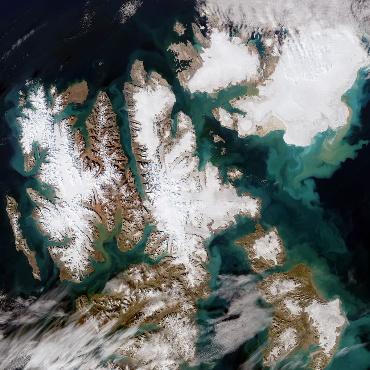 Foto satelital de Svalbard