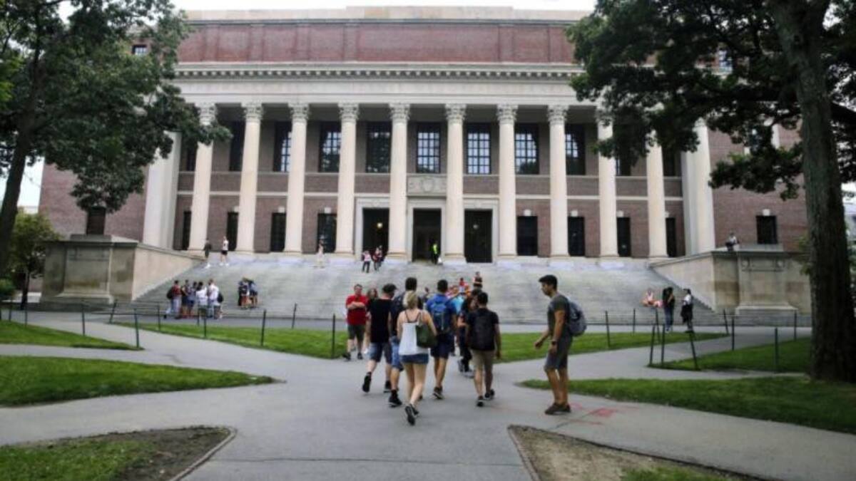 Por el Covid-19, las universidades de EEUU perdieron más de medio millón de estudiantes