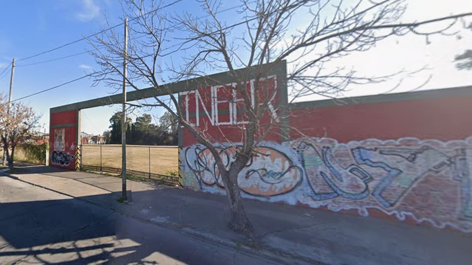 Encontraron un perro muerto decapitado en un predio de La Matanza.