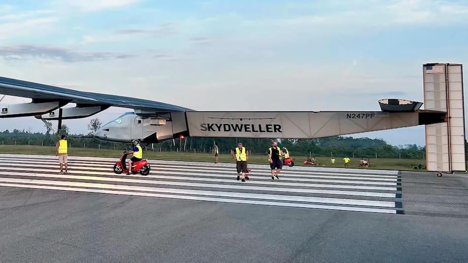 Dron solar Skydweller.