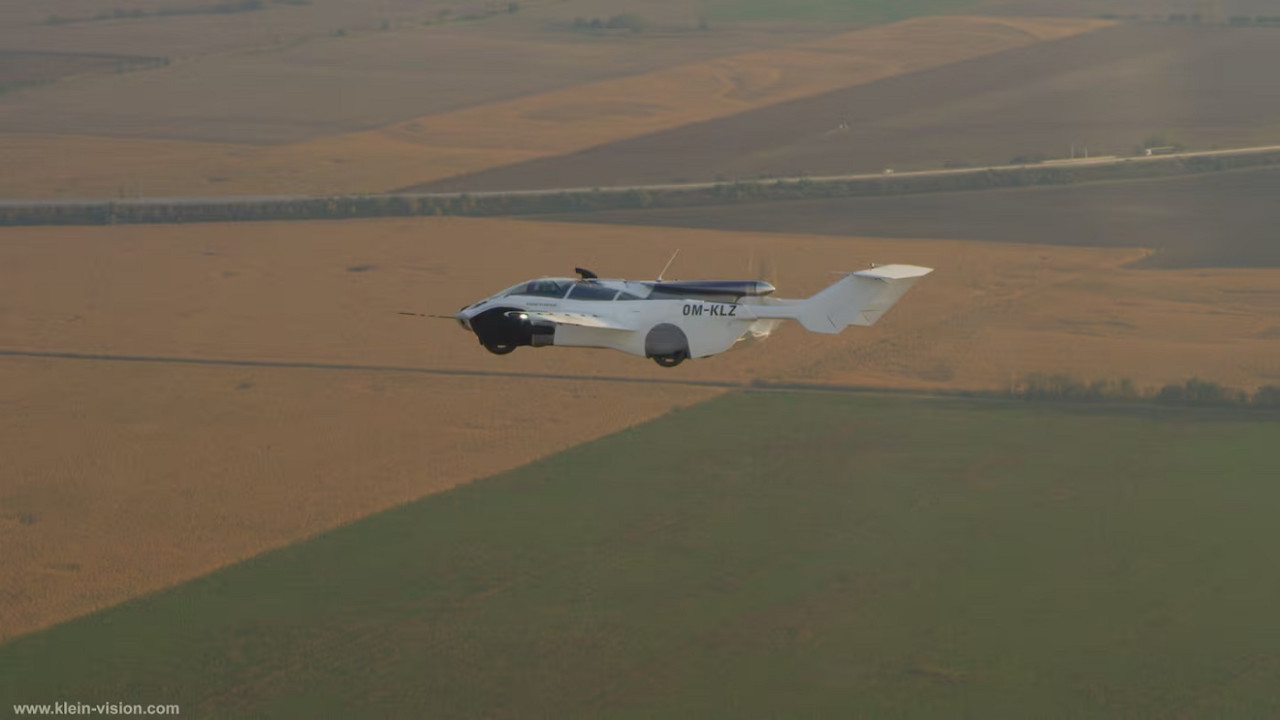 AirCar puede alcanzar hasta 250 km/h en el aire. Foto: Klein Vision.
