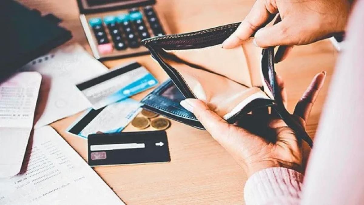 Crisis y caída de ingresos: más familias se atrasan en el pago de deudas
