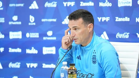 Conferencia de prensa de Lionel Scaloni. Foto: NA.